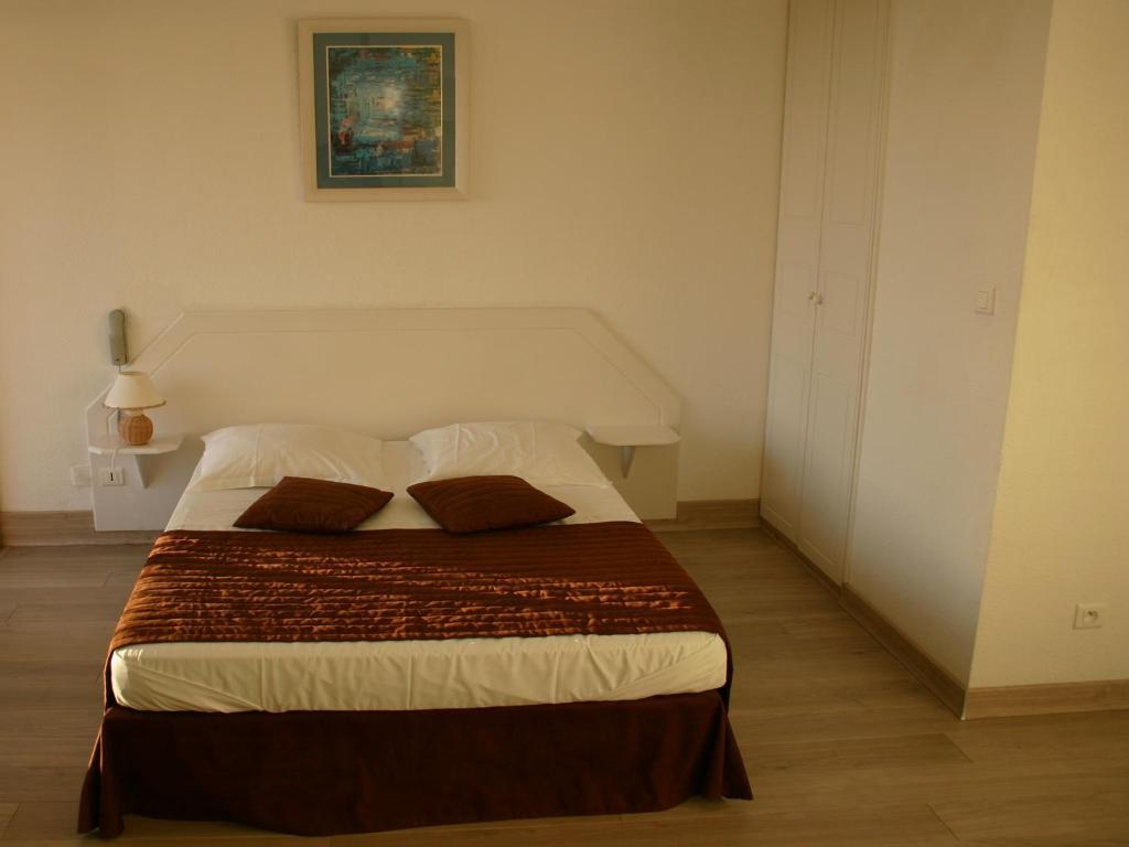 Residence Hoteliere Scudo Ajaccio  Ruang foto