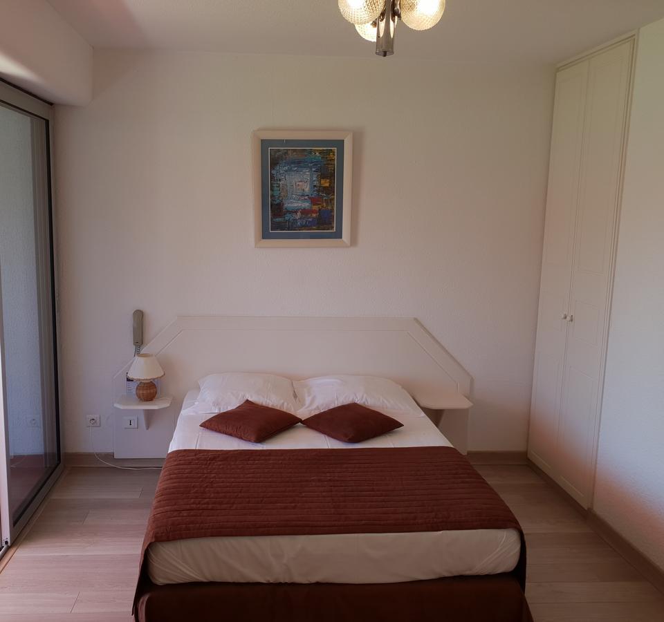 Residence Hoteliere Scudo Ajaccio  Bagian luar foto