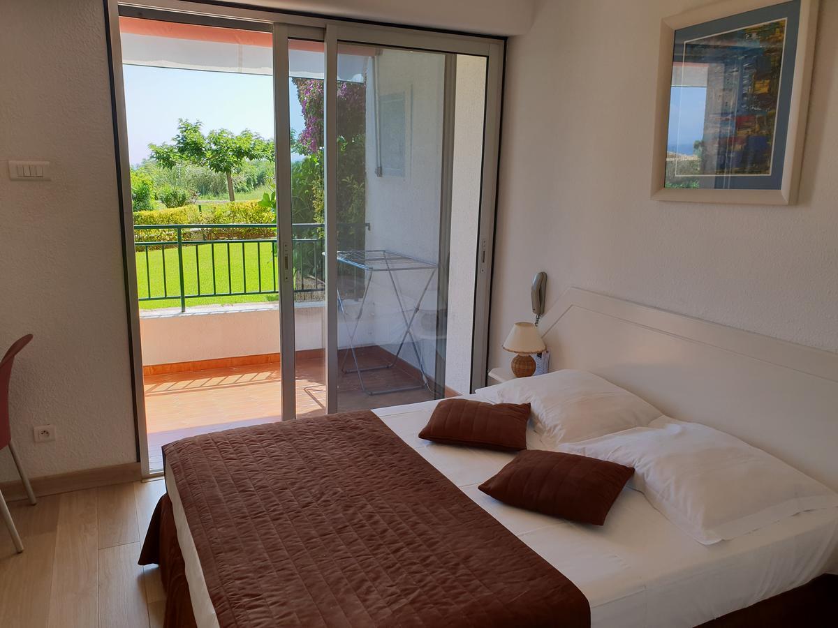 Residence Hoteliere Scudo Ajaccio  Bagian luar foto